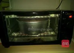 Illustration of how to make eight-inch cocoa chiffon cake 10