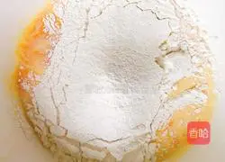Yoghurt pineapple meat floss cake roll (no salad dressing and low calorie) illustration 3