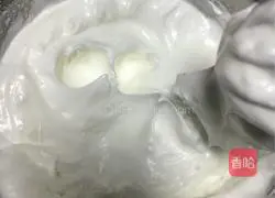 Banana Chiffon Cake Recipe Illustration 6