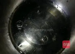 Illustration of making small cream cake (simple version) 1