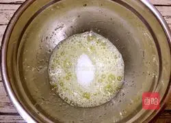 Coconut chiffon cake (eight inches) recipe illustration 7