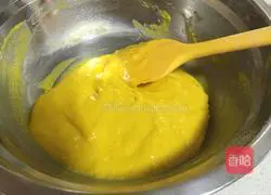 Illustration of how to make eight-inch chiffon cake 6