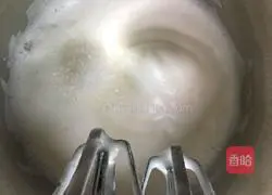 Illustration of how to make orange and meat floss cake rolls 9