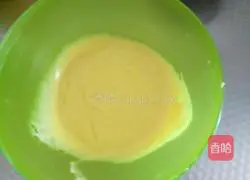 Strawberry Jam Cake Roll Recipe Illustration 7