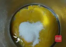 Illustration of how to make chiffon cake 6