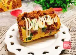 Illustration of how to make chive and meat floss cake rolls 21