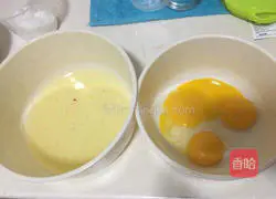 Illustration of how to make chiffon cake 3