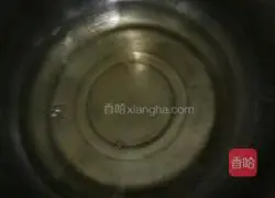 Tiger Skin Cake Roll Recipe Illustration 5