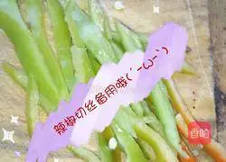 Illustration of how to make potato shredded burritos 12