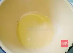 Illustration of how to make Xiwang Oil Cake Roll 2