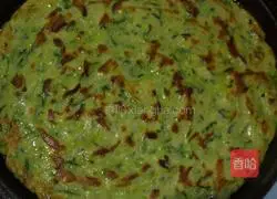 Illustration of how to make cucumber egg pancakes 7