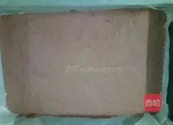 Red Velvet Cake Roll Recipe Illustration 10