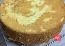 Illustration of how to make 6-inch chiffon cake without failure 8