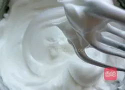 Custard Sauce Cake Roll Recipe Illustration 9