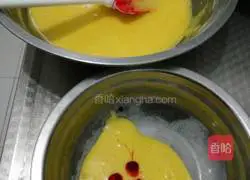 Hand-painted strawberry cake roll recipe illustration 6