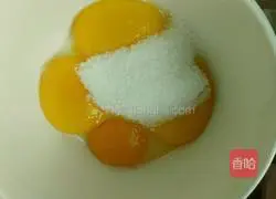 Chiffon Cake Recipe Illustration 3