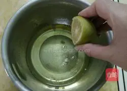 Cocoa Chiffon Cake Recipe Illustration 5