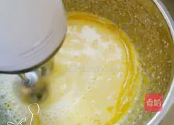 Chiffon Cake Recipe Illustration 7