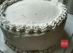 How to make a cream birthday cake Illustration 7