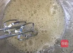 Illustration of how to make meat floss cake rolls 7