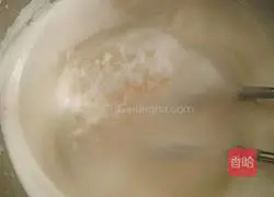 Illustration of how to make eight-inch chiffon cake 8