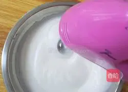 Illustration of how to make eight-inch chiffon cake 6