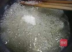 Strawberry Cake Roll Recipe Illustration 5