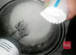 Cocoa Chiffon Cake Recipe Illustration 7