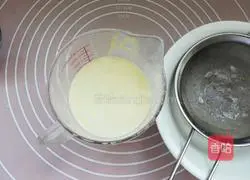 Illustration of how to make honey bean fruit tart 7