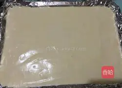 Illustration of how to make cream cake roll 12