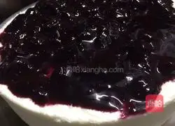 Illustration of how to make strawberry jelly cheesecake (without oven) 6