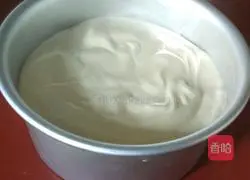 Illustration of how to make chiffon cake 7