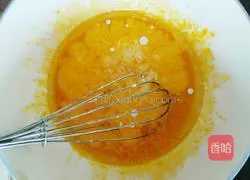 Illustration of how to make original chiffon cake 4