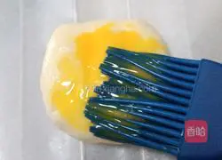 Illustration of how to make honey bean cheese cake 9