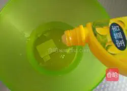 Strawberry Jam Cake Roll Recipe Illustration 8