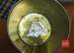 Chiffon Cake Recipe Illustration 3