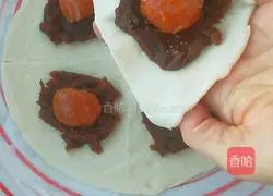 Illustration of how to make egg yolk cake 4
