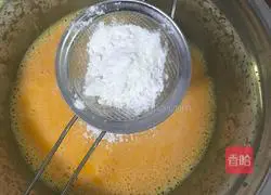 Strawberry Jam Cake Roll Recipe Illustration 4