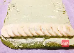 Illustration of how to make matcha trunk cake roll 19