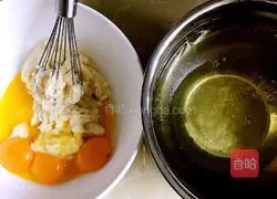 Raisin Cake Roll Recipe Illustration 6