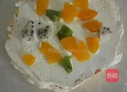 Illustration of how to make cream fruit cake 2