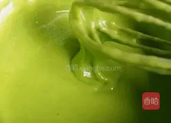 Green Chiffon Cake Recipe Illustration 7