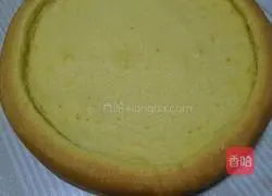 Strawberry Cake Roll Recipe Illustration 12