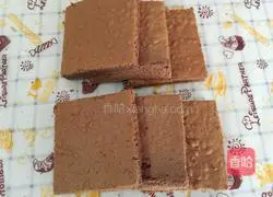 Illustration of how to make cocoa cream layer cake 15