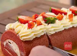 Red Velvet Cake Roll Recipe Illustration 11