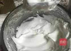 Recipe for 6-inch chiffon honey cake Illustration 5