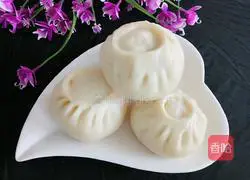 Illustration of how to make bean paste buns 12