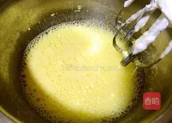 Red Velvet Chiffon Cake Recipe Illustration 5