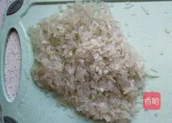 Illustration of how to make shredded leek cake 6