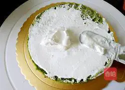 Illustration of how to make small fresh cream cake 4